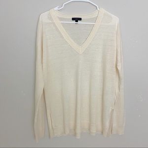 J. CREW Light Weight Cream Pullover Sweater
